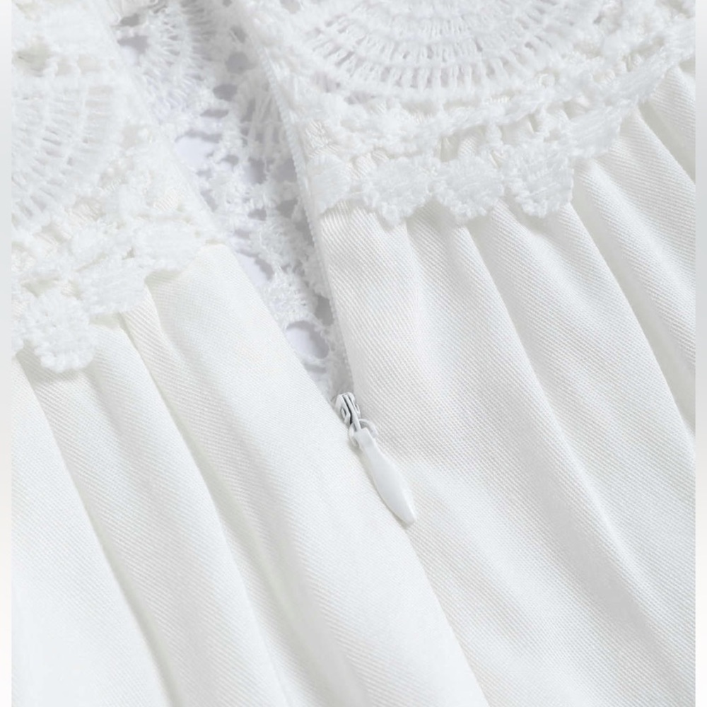 Cider White Lace-Detail Halter Maxi Dress - Picture 4 of 7